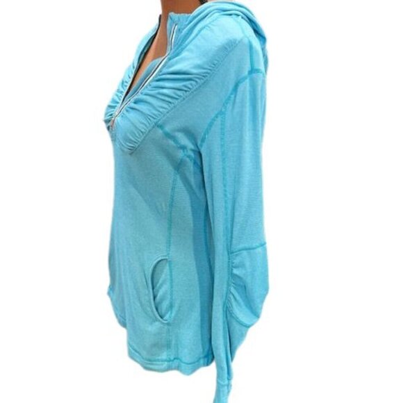 Lululemon Ruched Pullover Hoodie with Kangaroo Pocket and 1-Zip Pocket in Blue - Picture 4 of 8